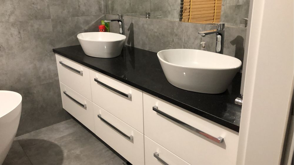 Dom 140 m² + budynek gospodarczy  70 m² działka 0,46 ha  duży potencjał