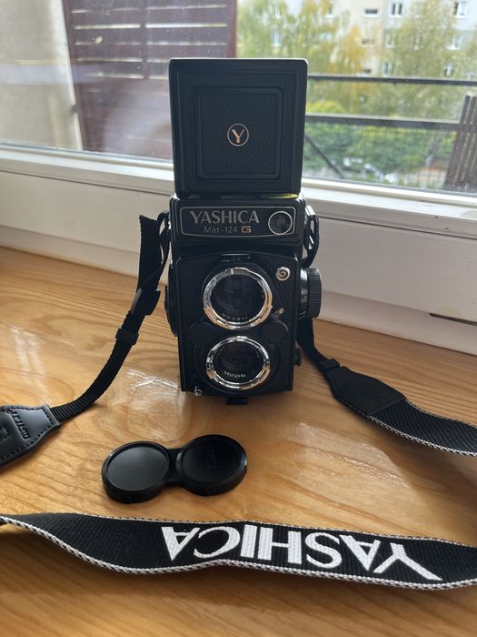 Aparay Yashica 124 G - stan bardzo dobry