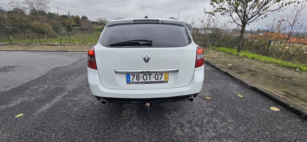 Renault Laguna Bose Edition 2.0 Full Extras