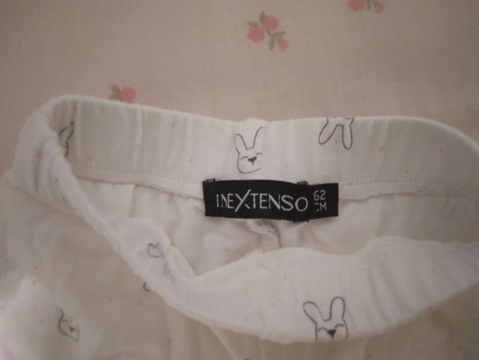 Calça de menina branca