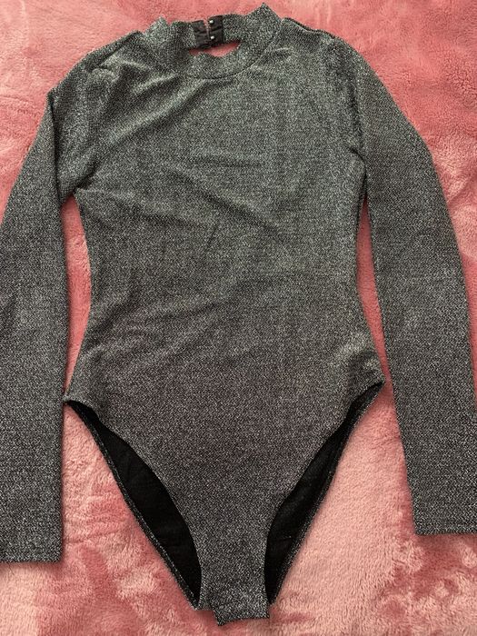 Body z odkrytymi plecami