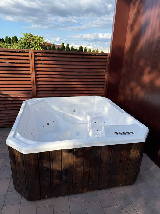 Jacuzzi 2m do sauny ogrodowe całoroczne nie dmuchane NOWE LED masaż