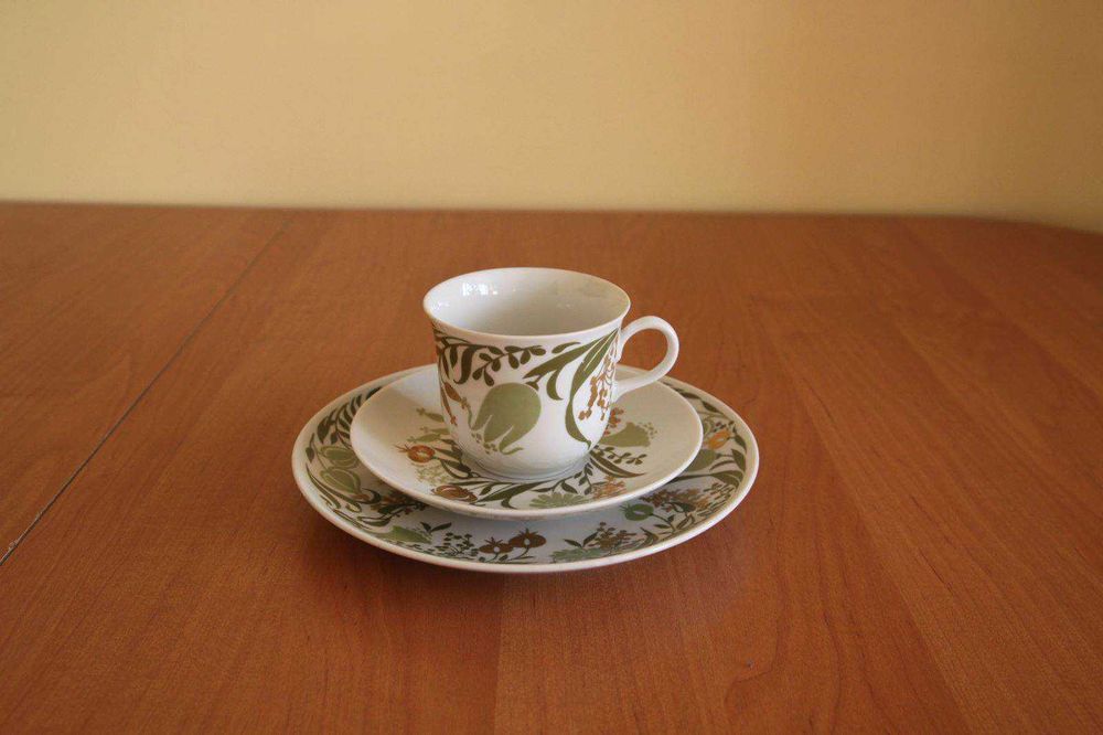 Zestaw kawowy filiżanka i 2 talerze - GDR 1777 Henneberg Porzellan