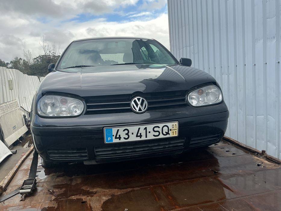 FRENTE COMPLETA EM PRETO GOLF IV ANO 2001 1.4 16V GASOLINA