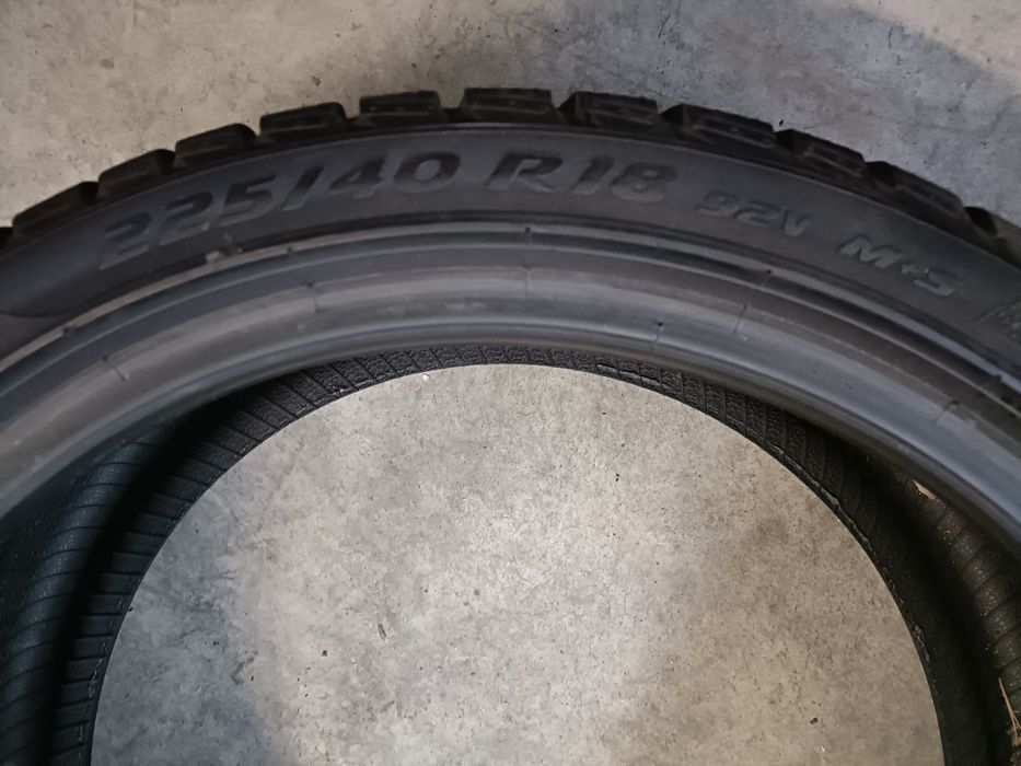 Opona Zimowa Pirelli Sottozero 3 225/40R18 92V
