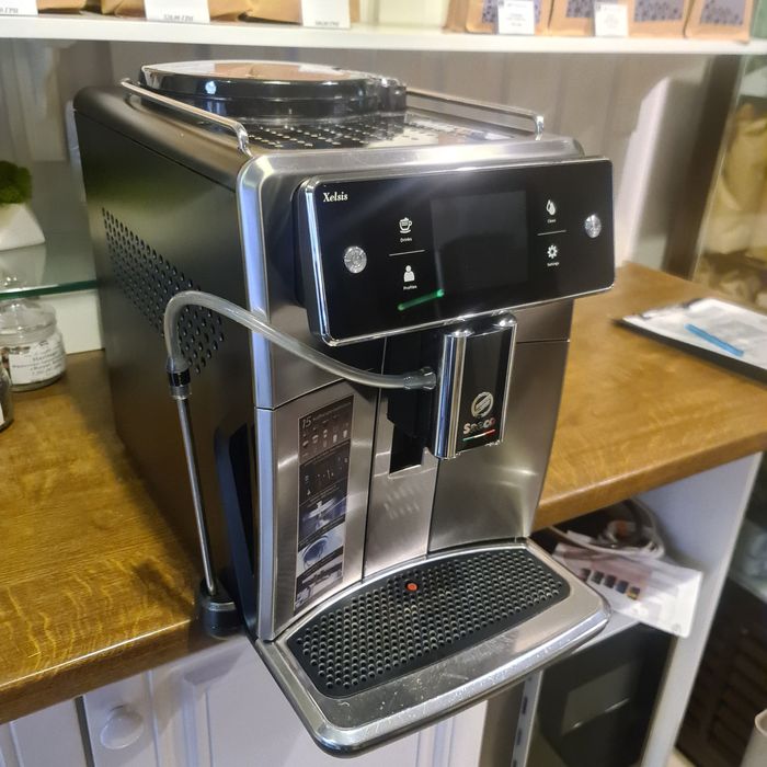 Кофемашина Saeco Xelsis SM7685 / SM7683 26 000 грн. Кавоварки