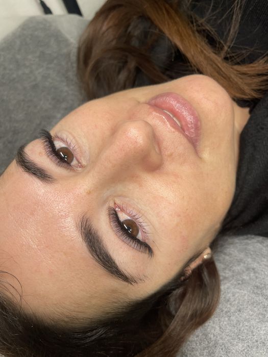 Extensão de Pestanas em Barcelos  / Cílios / Formação Curso Lash