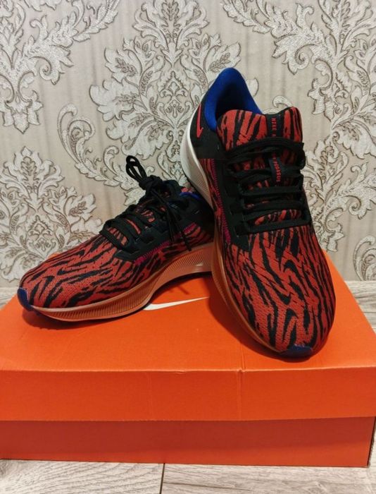 Кросівки NIKE (original) нові.