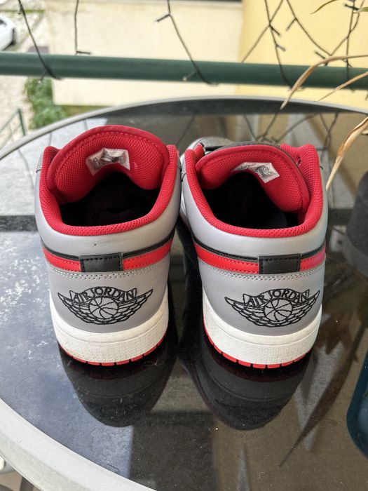 Air Jordan 1 Low Black Red Grey