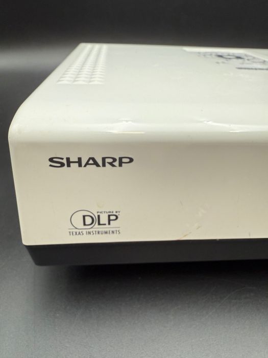Projektor Sharp XR-50S