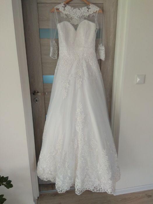 Suknia ślubna biała ALTEA z kołem i bolerkiem i welonem