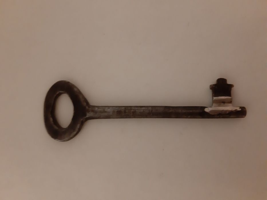 Продам Ключ для Дверей