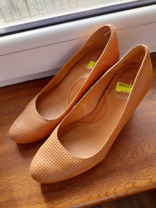 Nowe buty damskie rozm.38
