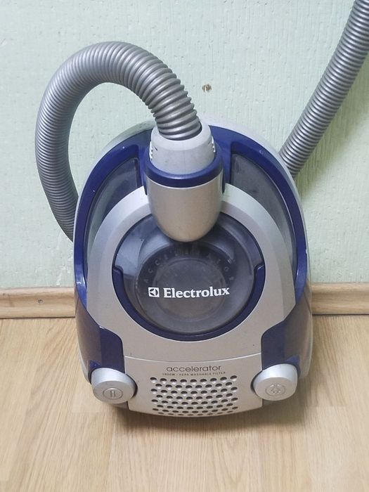 Пылесос Electrolux ZAC 6725 САМОВЫВОЗ
