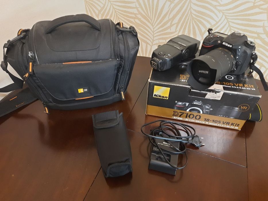 Фотоапарат Nikon D7100