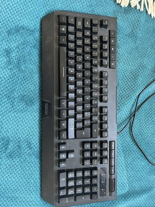 Teclado KROM Kuma Preto