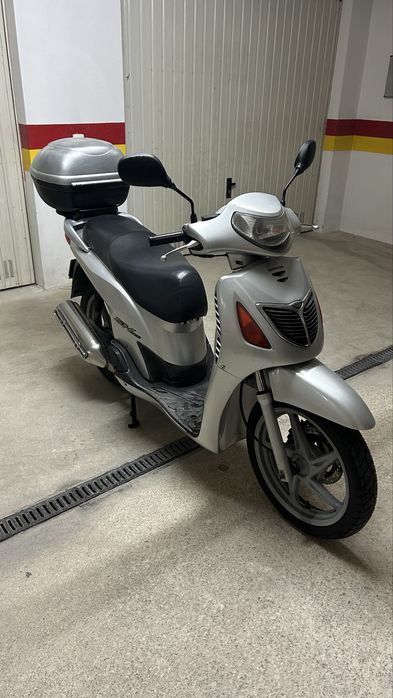 Honda Sh 125 em muito bom estado , preço negociável