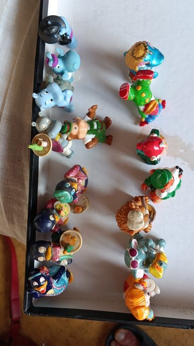 Игрушка Киндер сюрприз фигурка