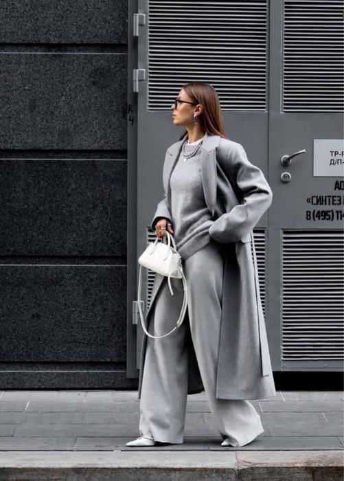 Пальто сіре / пальто серое