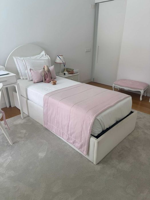 Cama de criança com gavetão + colchão