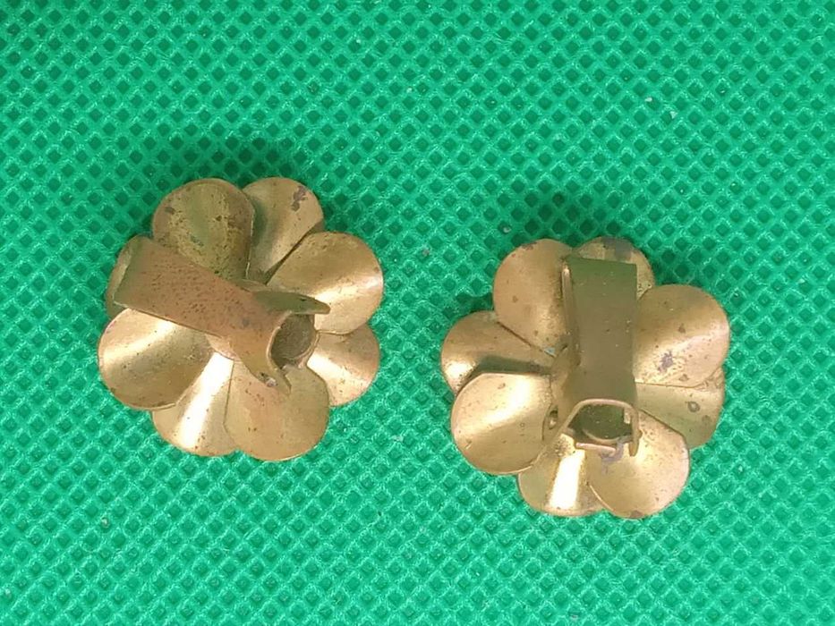 Лот Украшений.  Серьги Abella бирюза + клипсы цветы в емели из ссср