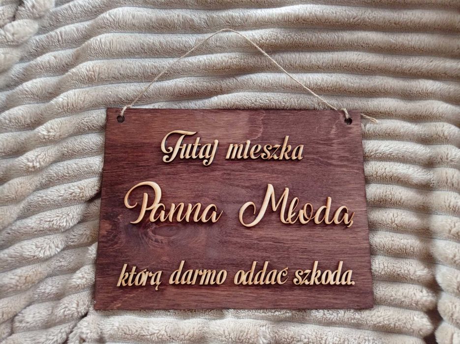 Pozostałości po weselu