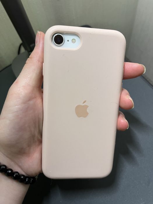 iPhone SE 2020 , 64 g. Б/у