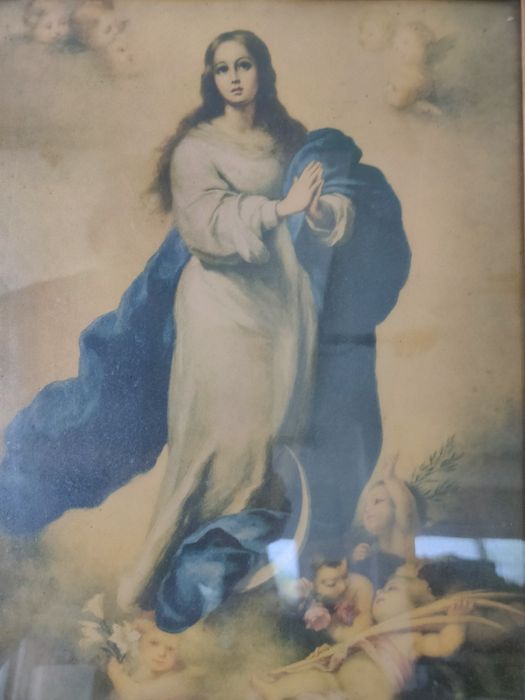 Moldura antiga com imagem da "Imaculada Conceição".