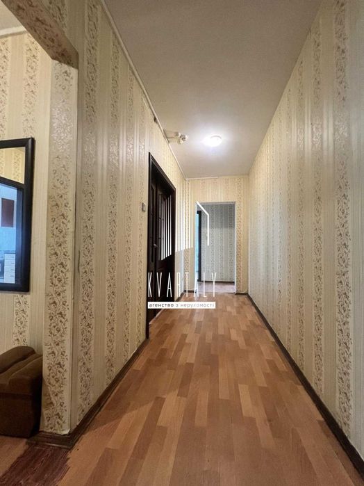 Продаж 3-кімнатної квартири вул. Милославська, 4