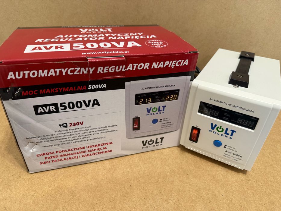 Stabilisateur De Tension AVR 5000VA 8 SLIM – VOLT POLSKA, Fiable Et Compact