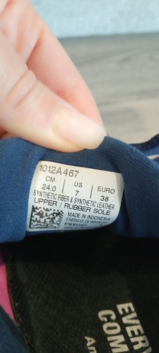 Красовки Asics 38 р.