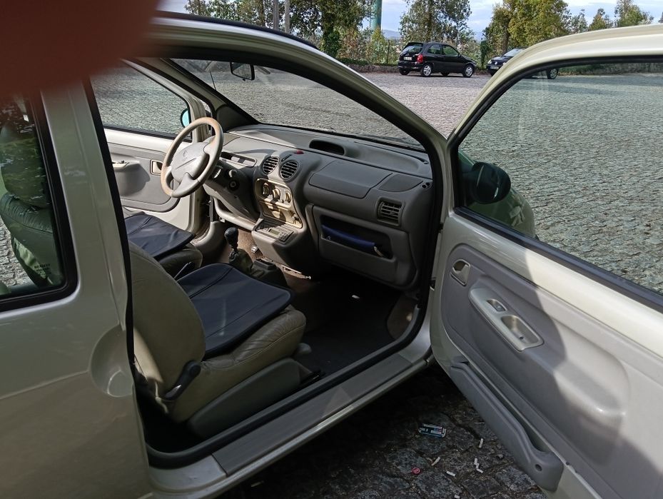 Twingo initiale ótimo estado