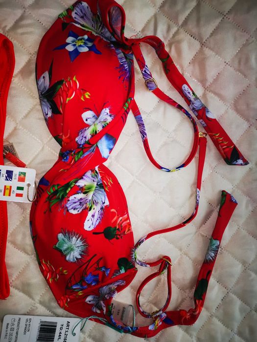 Bikini / Trikini