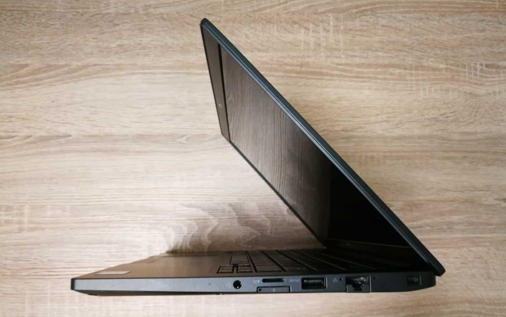 Dell Latitude 7390 | i5-8350U | 8GB RAM DDR4 | SSD 256GB | FHD 13,3"