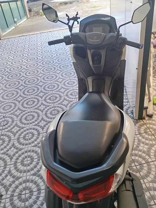 Yamaha NMAX 2023