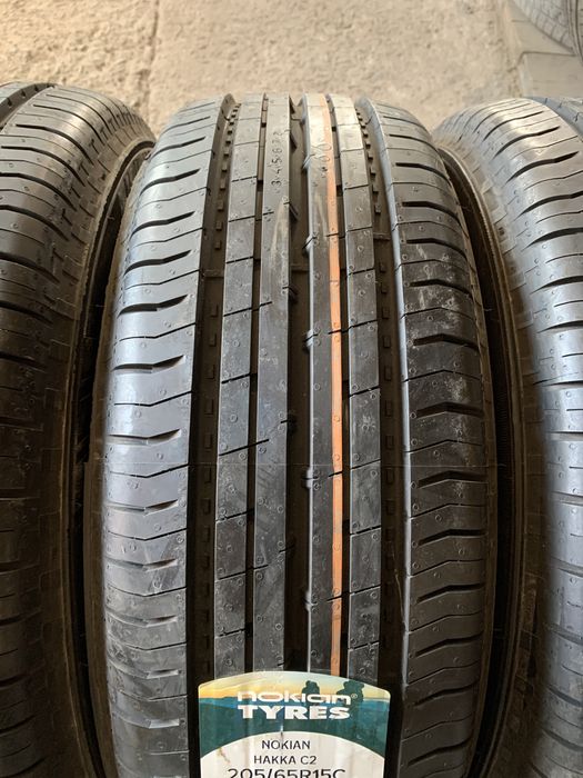 нові 205/65R15C Nokian Hakka C2 (102/100T) літні шини на бус
