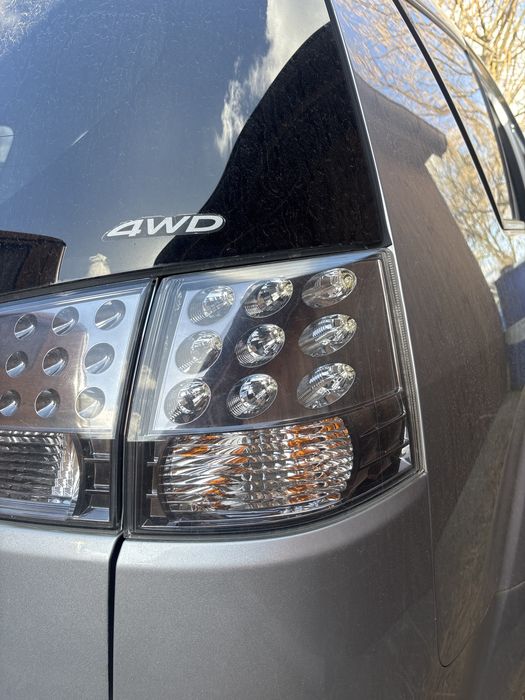 Outlander II lampa tył lewa prawa europa