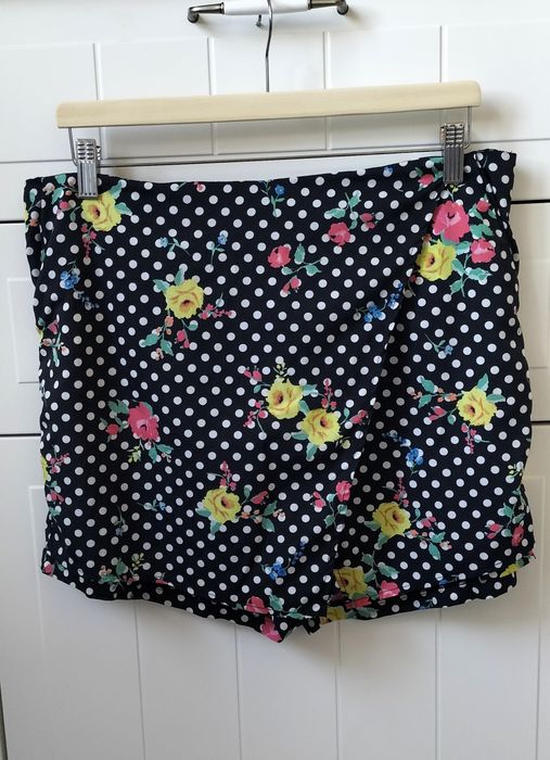Primark szorty ze spódnicą spidnicoszorty 44 xl XXL