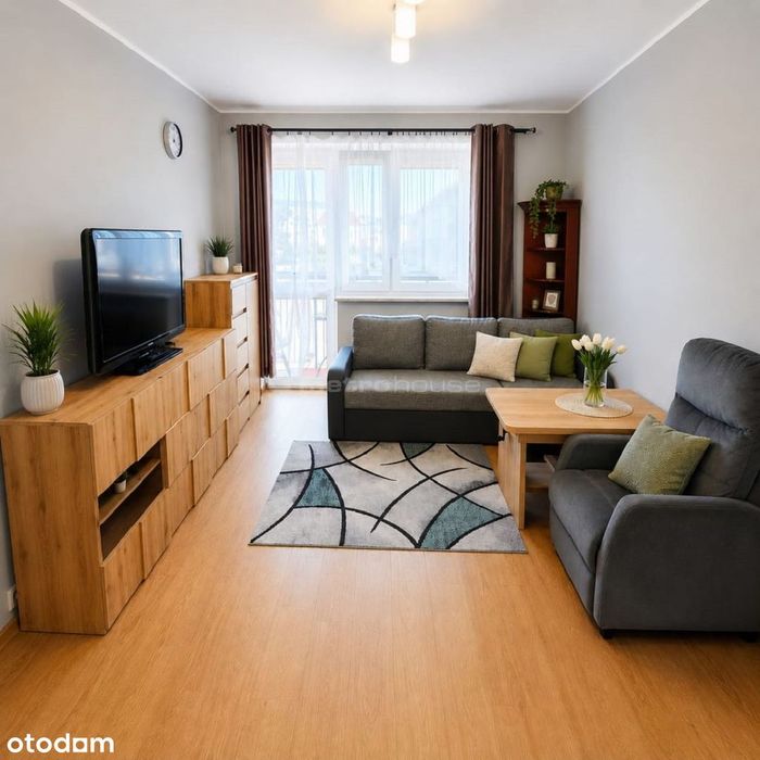 Ustka  I Piętro  Balkon  1100 M Do Morza