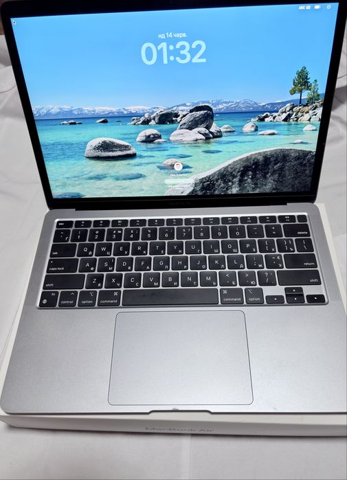 MacBook Air M1 / 8GB /  256GB Space Gray