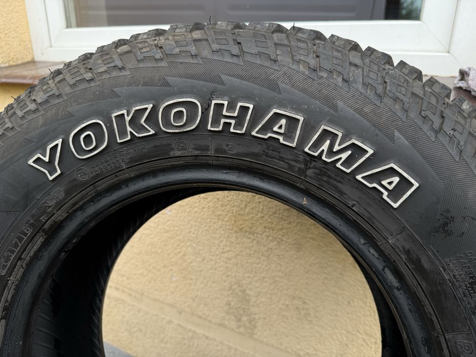 2xYokohama 235 70r15., 2018 7.9mm