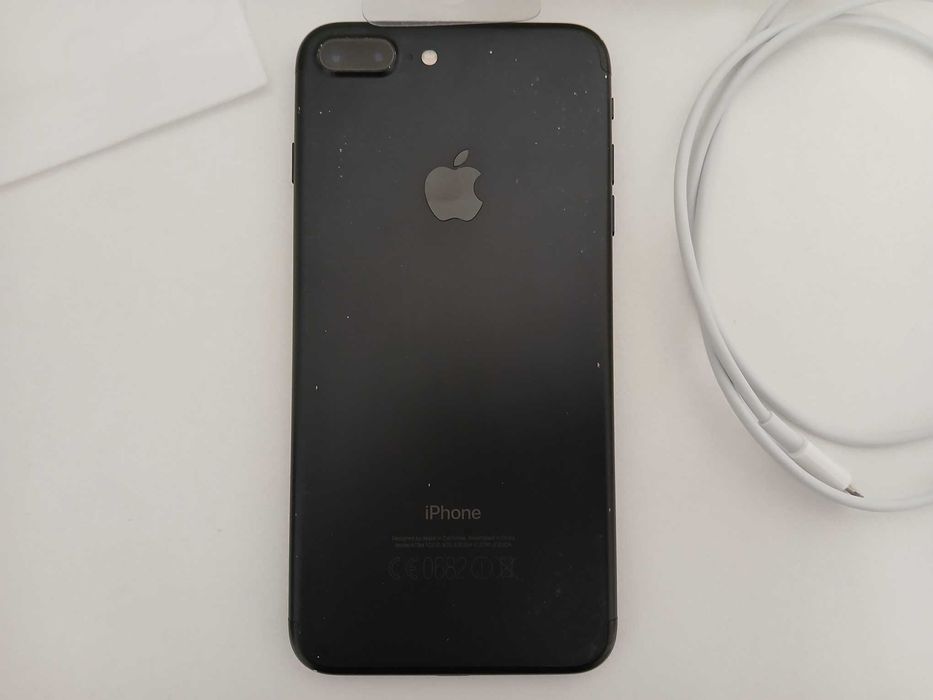 iPhone 7 Plus 128 GB Czarny Komplet Ekran bez rys