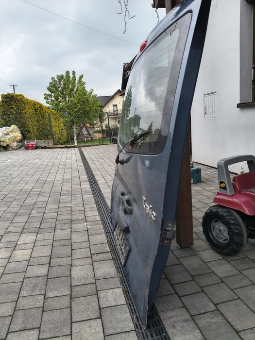 Renault Trafic II KLAPA TYLNA