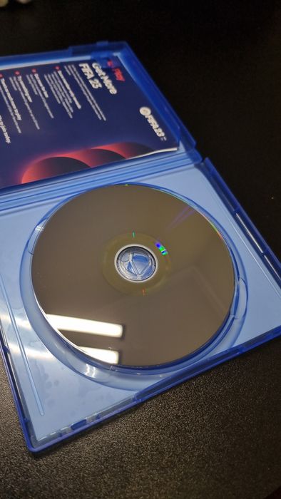 Fifa 2023 для ps4 (коробка диска має тріщину)