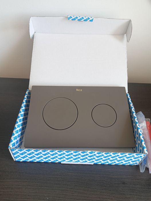 Przycisk do WC spłuczki Roca brązowy caffe nowa