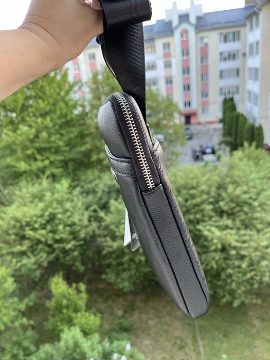 Чоловіча сумка від бренду Guess Certosa saffiano, оригінал