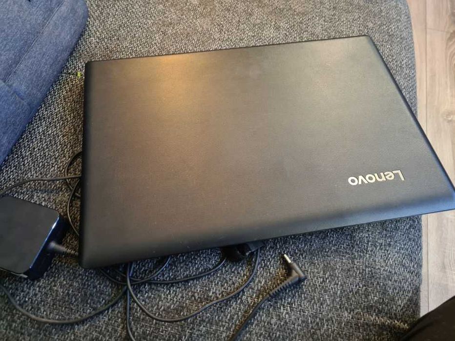 Laptop Lenovo Ideapad 110 ładowarka torba