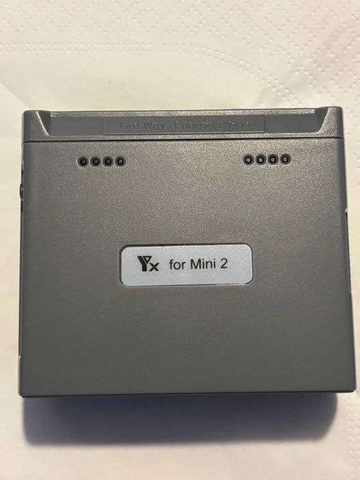 Centro de carregamento bidirecional para Drones DJI