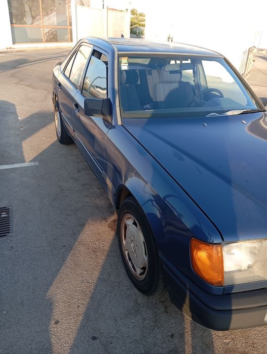 Mercedes Benz W124 1988