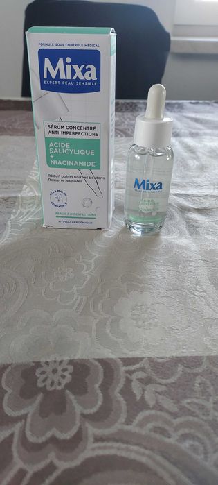Mixa Koncentrat Serum Przeciw Niedoskonałościom 30ml